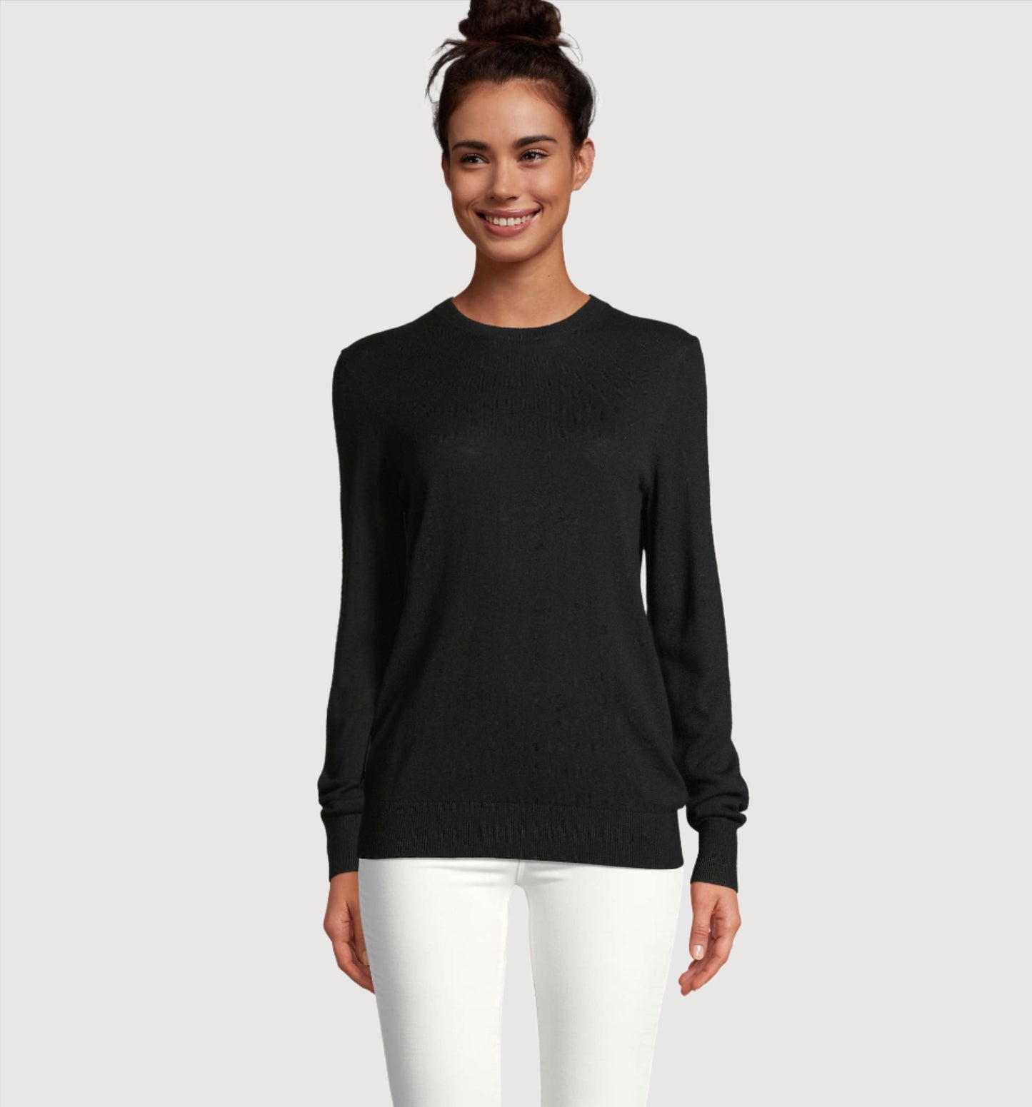 Stuart Women | Women's Round-Neck Sweater